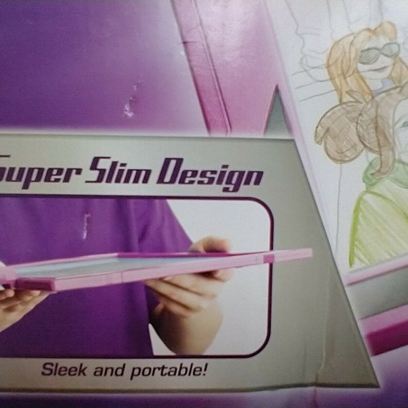 Crayola Light Up Tracing Pad Bright LED Power in an Ultra Thin Tablet - Pink - Picture 2 of 7